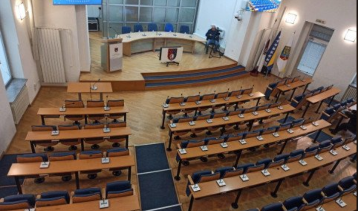SDA prva u šest kantona, na nivou države i FBiH