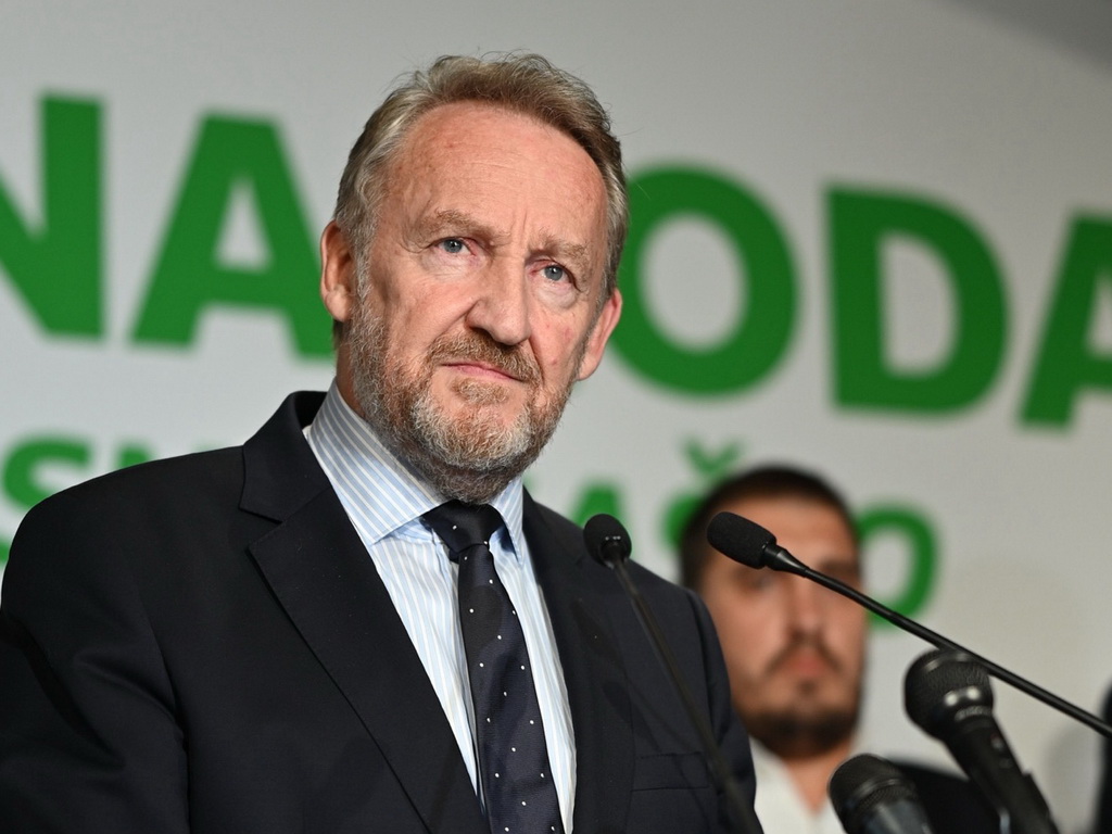 SDA reagovala na Nikšićevo izvinjenje Čoviću