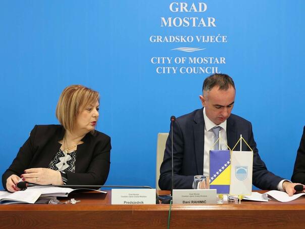 SDA, SDP i "Grade moj" bojkotovali HDZ: Krnji Kolegij u Mostaru