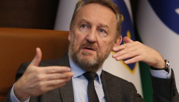 SDA: SDP-u smetaju ministri iz SDA, ali ne smetaju blokade HDZ-a