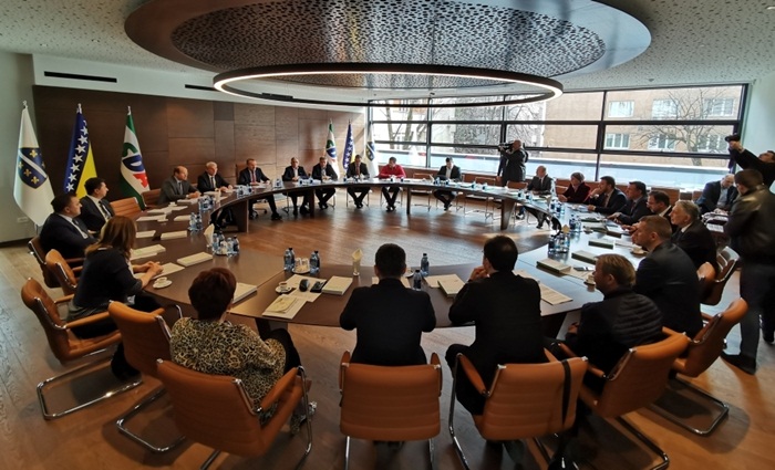 SDA traži hitnu sjednicu VM o migrantima i podršku Ministarstvu sigurnosti
