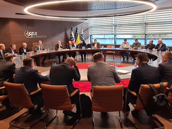 SDA: Trojka dužna da objavi snimak iz Laktaša