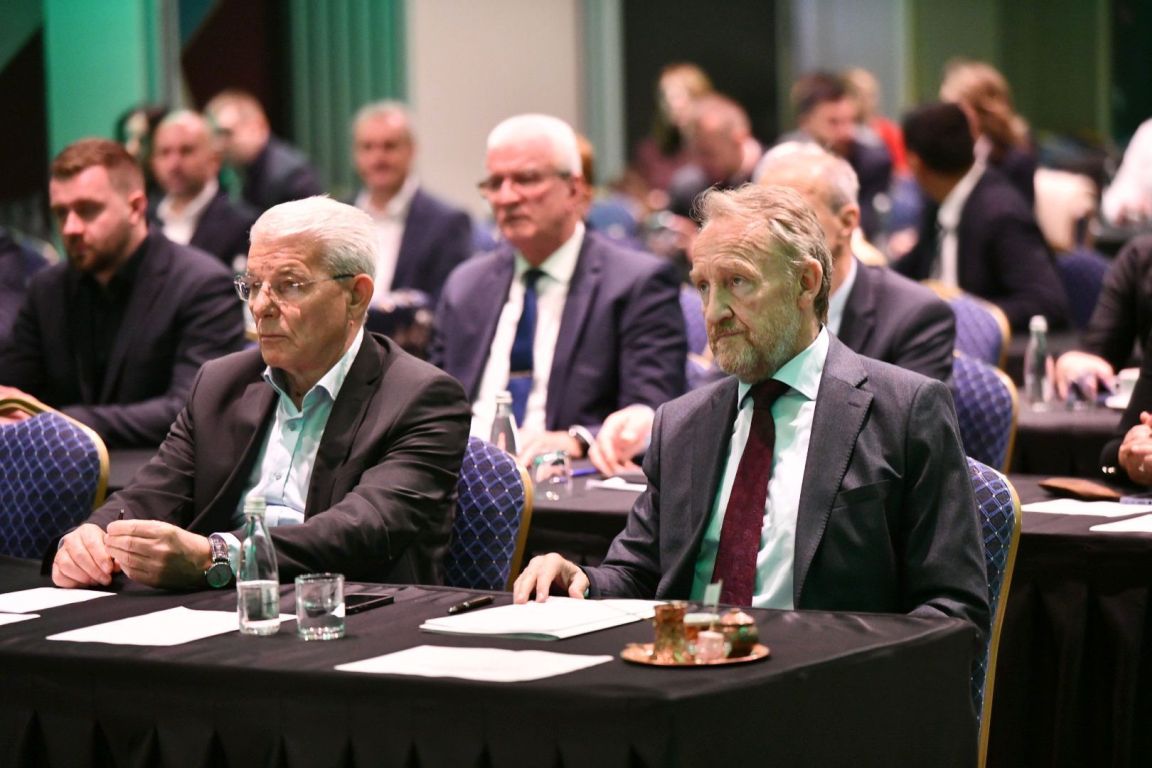 SDA upozorava: BiH pred političkom blokadom i ekonomskim kolapsom