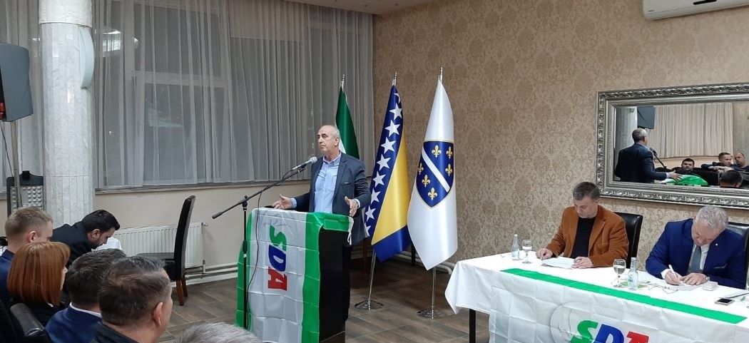 SDA USK: A-SDA je prodala Srebrenicu za biračke odbore u Cazinu