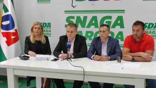 SDA USK: Mandat kojeg su "pojeli" neznanje i nepotizam