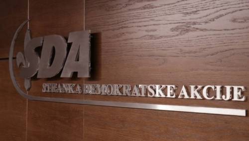 SDA Vladi USK: Migranti nisu u Grčkoj nego na ulazu u Bihać