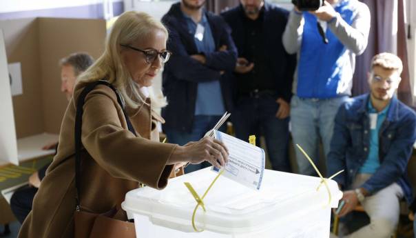 SDA vodi u Sarajevu, Sebija Izetbegović ima najviše glasova