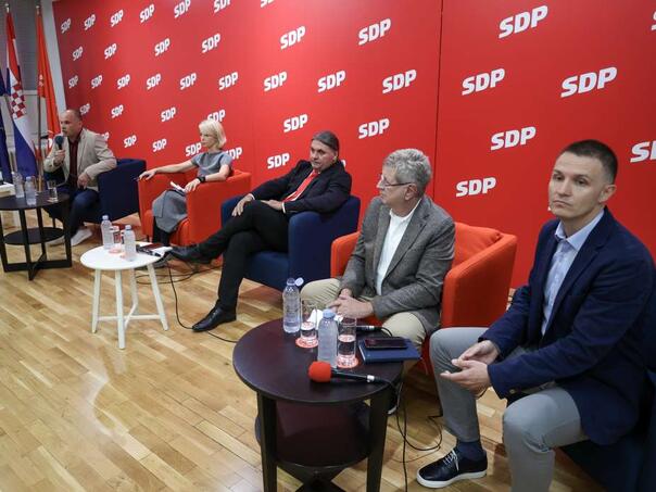 SDP Hrvatske bira predsjednika u drugom krugu između Hajdaša Dončića i Paunovića