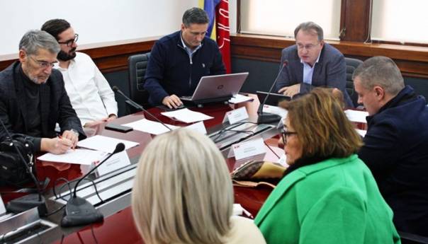 SDP planira Krizni štab za vanredne okolnosti i Pokret za odbranu BiH