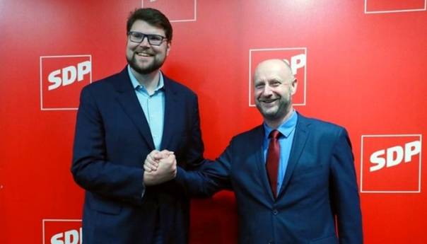 SDP prebrojio 82 posto glasova, u drugi krug idu Grbin i Kolar