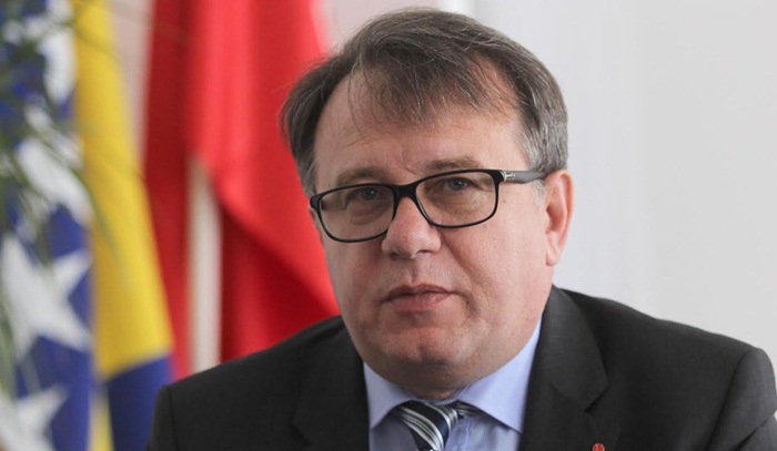 SDP: SDA na mala vrata pokušava ukinuti zakonodavnu vlast