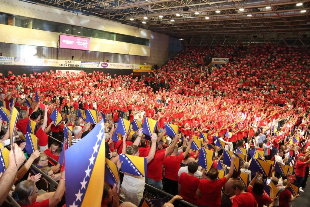 SDP: Veličanje zločinca Mladića je pljuvanje u lice međunarodnoj pravdi