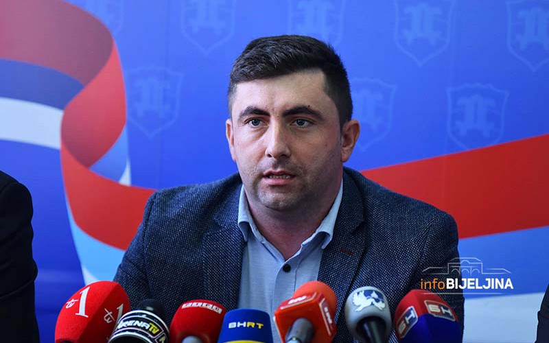 SDS i PDP predstavili kandidata za gradonačelnika Bijeljine Ljubišu Petrovića