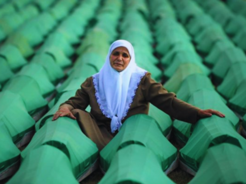 Sedam godina bez Hatidže Mehmedović: Njen glas i danas odzvanja u svakom mezaru