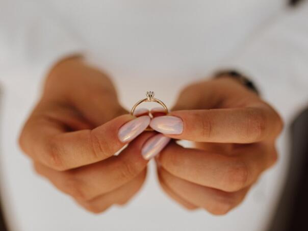 Sedam važnih odluka koje trebate donijeti odmah nakon zaruka!