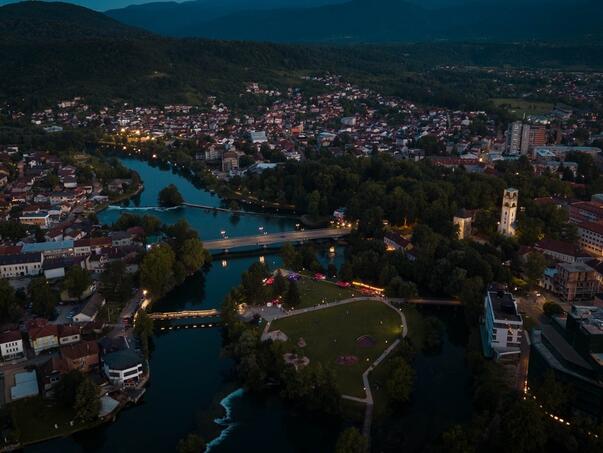 Sedić najavio rušenje nelegalnih objekata na Uni