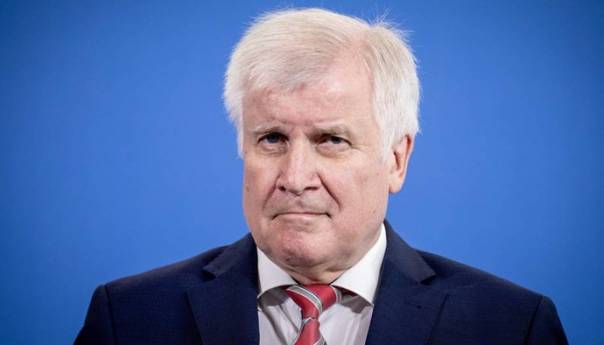 Seehofer: Njemačka ne može stvoriti 5G mrežu bez Huaweija