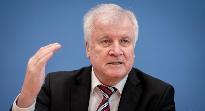 Seehofer: Opasnost od terorističkih napada u Njemačkoj je velika