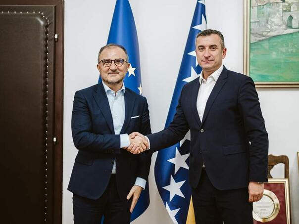 Šef Degacije EU posjetio Konjic, sastao se s Ćatićem