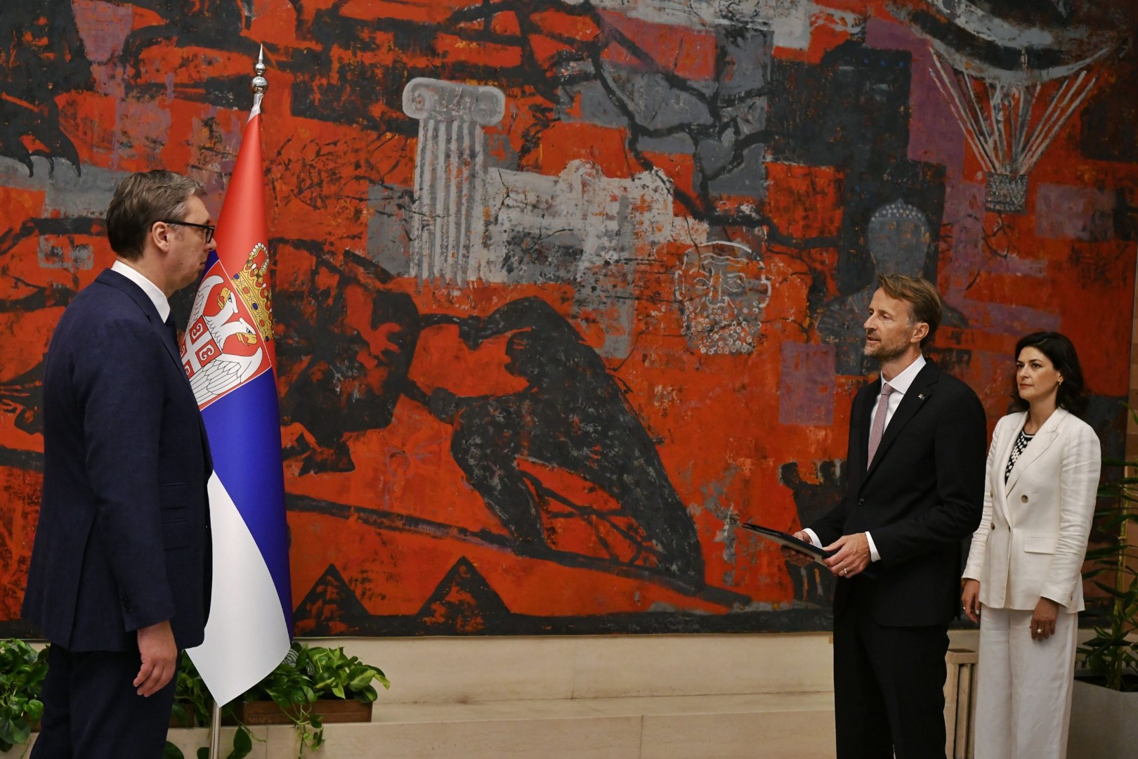 Šef delegacije EU poručio Srbiji: Nazadujete, bez reformi nema Evrope