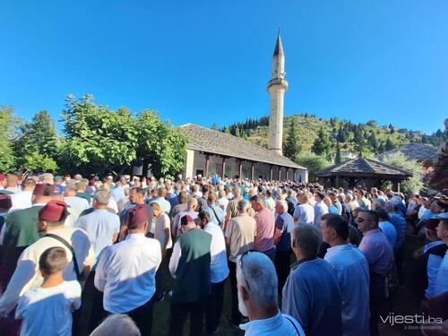 Šejh Halil Brzina sahranjen u haremu stolačke Tekije