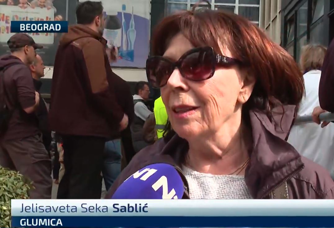 Seka Sablić potezom na protestima oduševila građane
