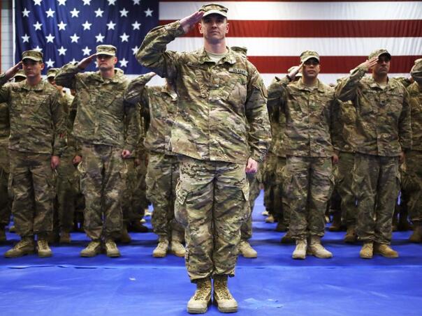 Sekretar američke vojske podnio ostavku