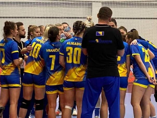 Selektor Bašić odredio skraćeni spisak rukometašica za dvomeč protiv Grčke