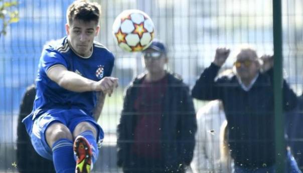 Selektor bh. juniora uputio poziv stoperu Dinamo Zagreba