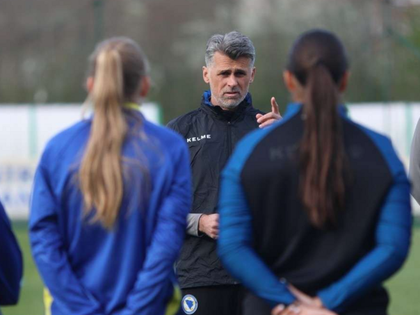 Selektor Selver Hodžić razočaran sinoćnjom igrom i porazom Zmajica u Litvaniji