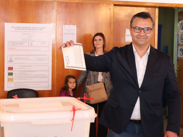 Selimbegović glasao na izborima za načelnika Starog Grada u Sarajevu