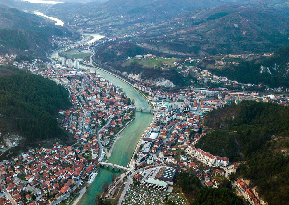 Semafor u Konjicu ponovo prouzrokovao saobraćajni kolaps