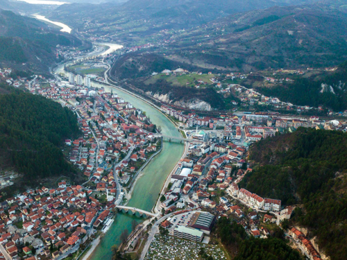 Semafor u Konjicu ponovo prouzrokovao saobraćajni kolaps