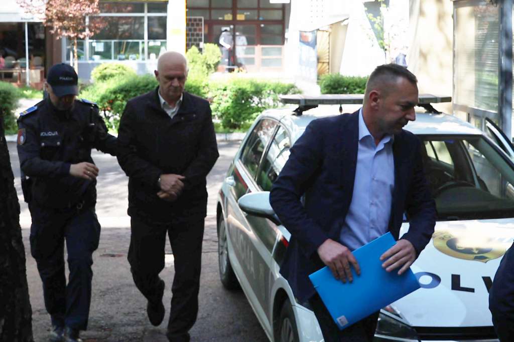 Senaid Memić predat u nadležnost Tužilaštva KS