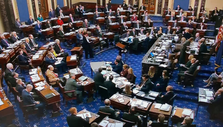 Senat odbacio republikanski pokušaj da zaustavi suđenje Trumpu