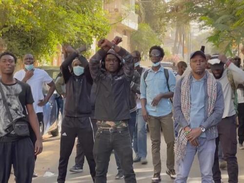 Senegal na ivici sukoba nakon odgođenih predsjedničkih izbora