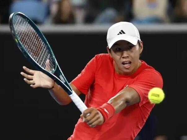 Senzacija na Australian Openu: Tien eliminisao Medvedeva