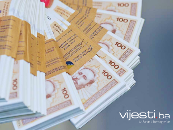 Septembarske penzije stižu prije izbora