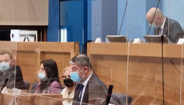 Šeranić predlagač formiranja parainstitucije za lijekove u RS