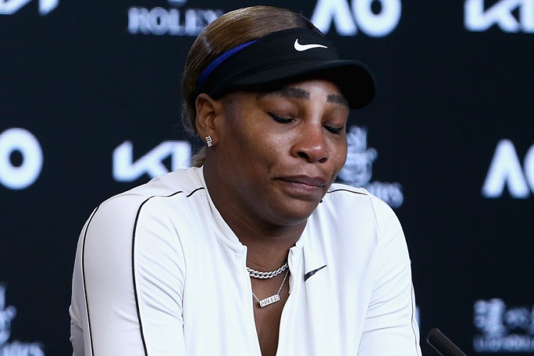 Serena Williams u suzama napustila konferenciju za medije