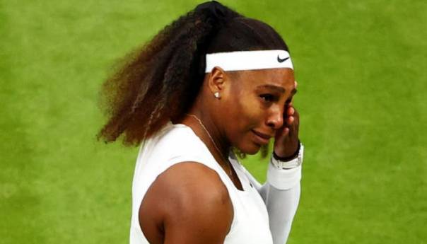 Serena Williams u suzama predala meč