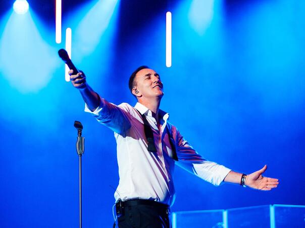 Sergej Ćetković obilježava 25 godina karijere posebnim noćima