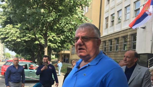 Šešelj dobio poziv za saslušanje u Hagu