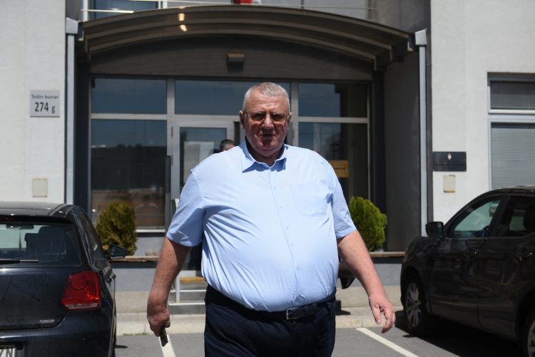 Šešelj u Beogradu odbio da ga sasluša haški tužilac