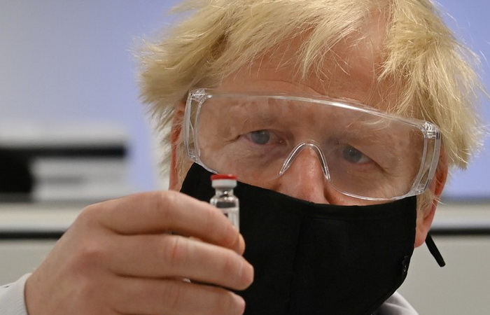 Britanija počela davati Astra Zeneca / Oxford vakcinu