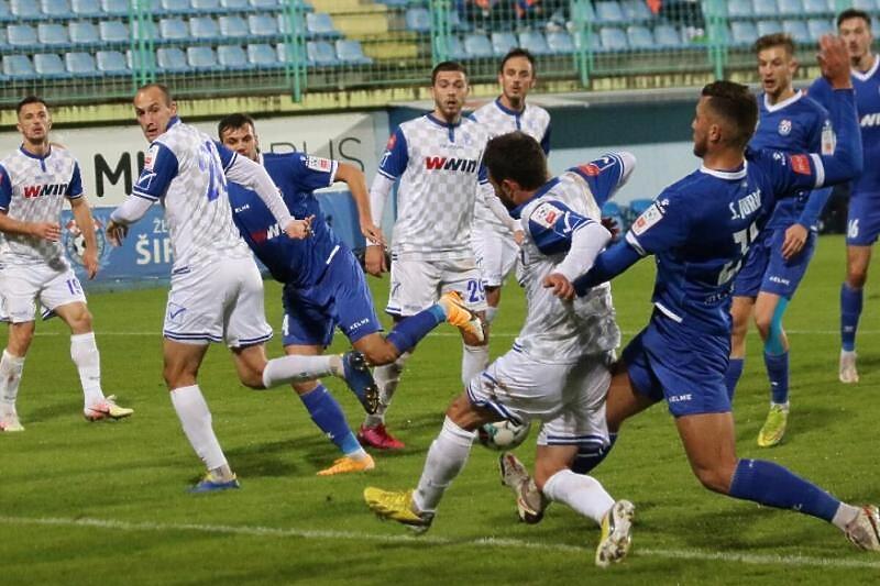 Šest golova na Pecari za kraj sezone