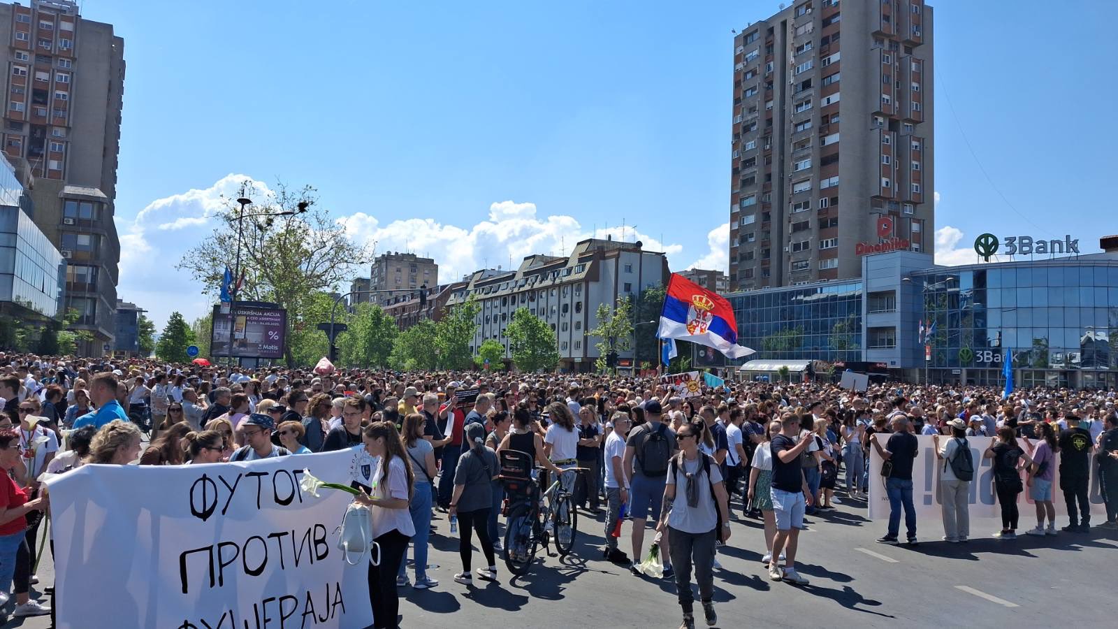 Šest mjeseci od tragedije: Veliki protesti u Beogradu i Novom Sadu
