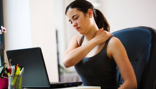 Šest načina da zaštitite zdravlje tokom sjedenja na poslu