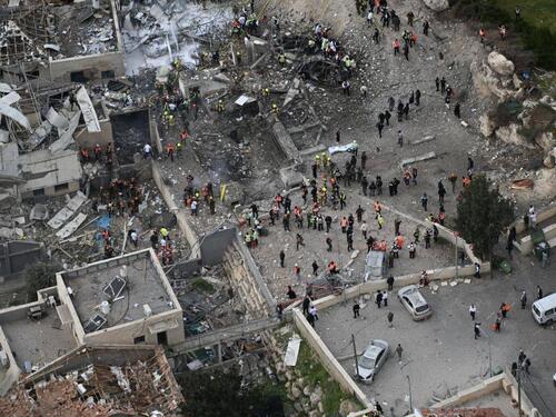 Izrael: Šest osoba poginulo u udaru iranske rakete na stambenu zgradu