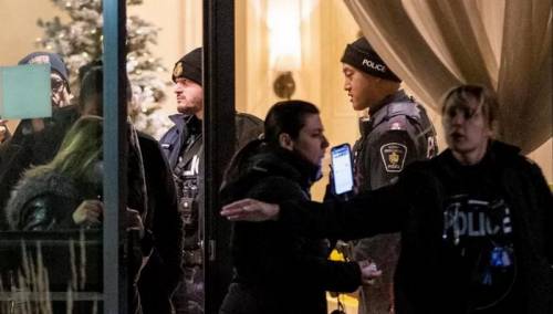 Šest osoba ubijeno u pucnjavi u blizini Toronta, među njima i 73-godišnji napadač